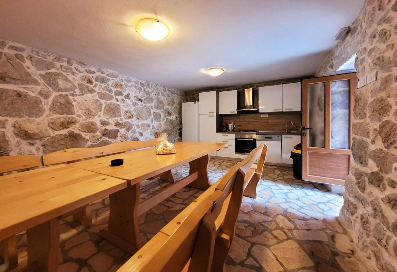 Luxury Villa Poquito Zagvozd Buitenkant foto