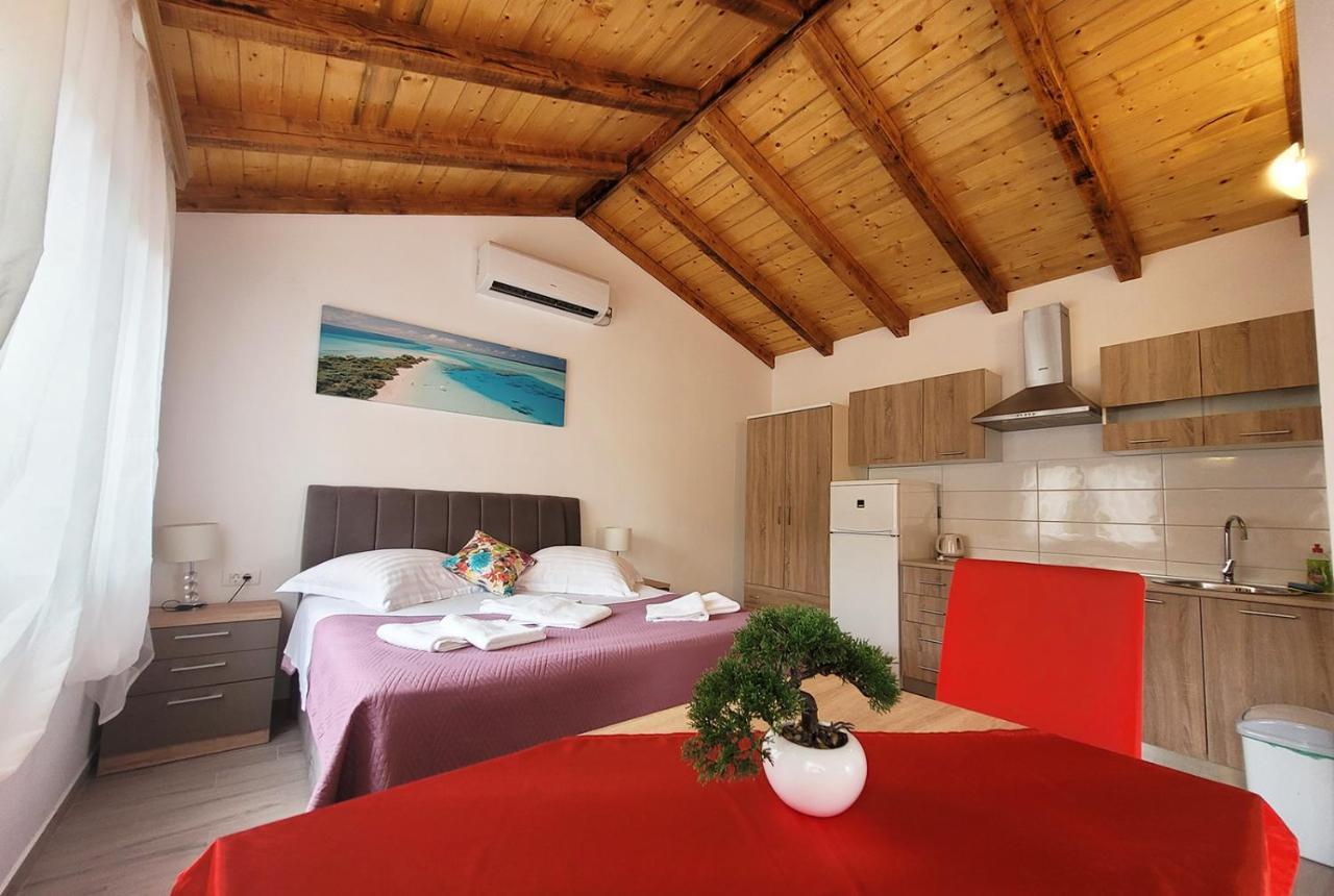 Luxury Villa Poquito Zagvozd Buitenkant foto